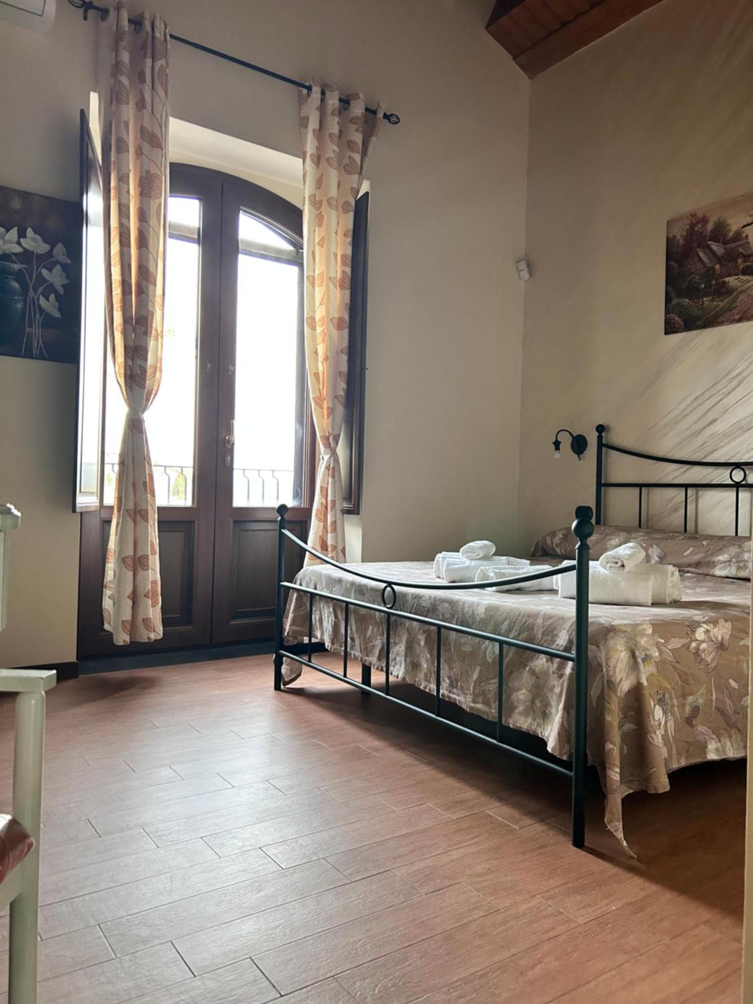Oasi Di Francesca Villa La Rotondella Luaran gambar